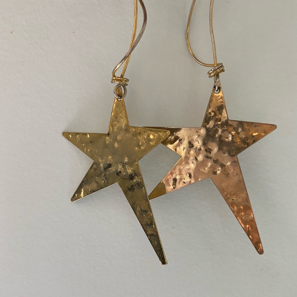 STAR EARRINGS